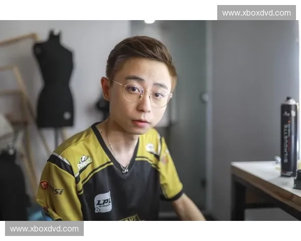 杨藩的英雄联盟征途与个人成长历程解析